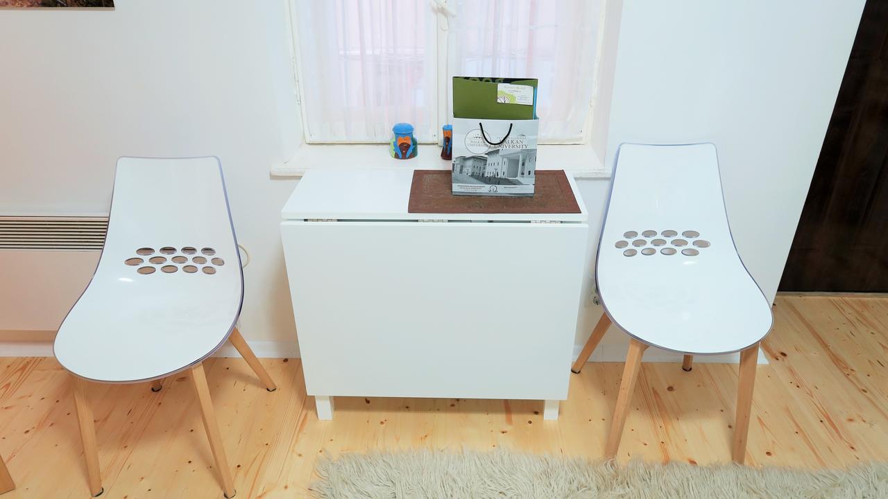 Sirma'S Unique Artsy Modern Quiet 1-Bdrm In The Heart Of Skopje Apartment Exterior photo